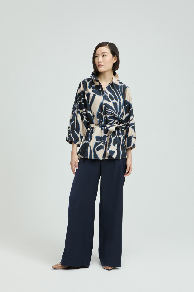 Stretch broek met wijde pijpen