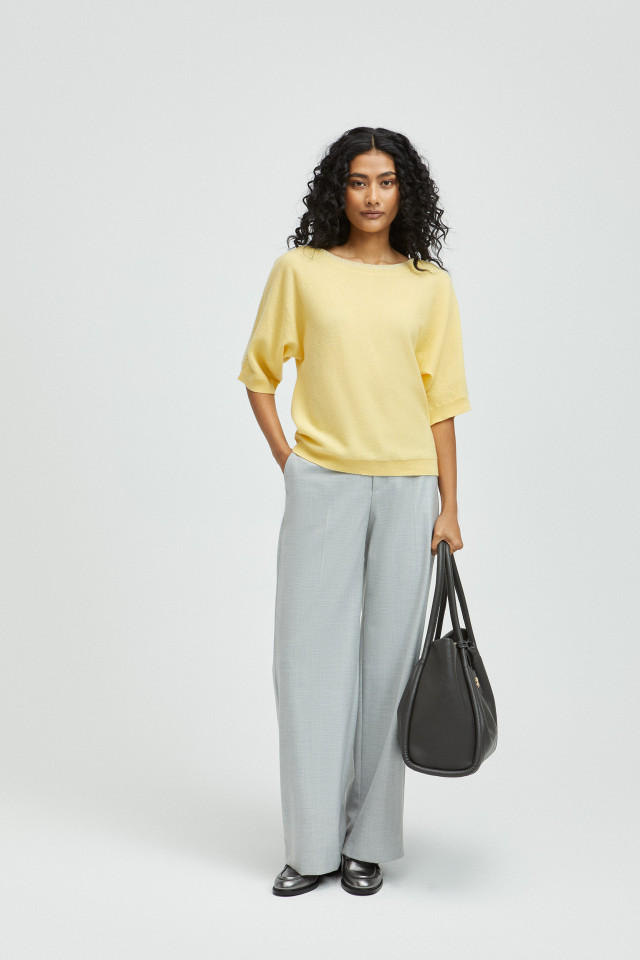 Tailored trousers with straight legs