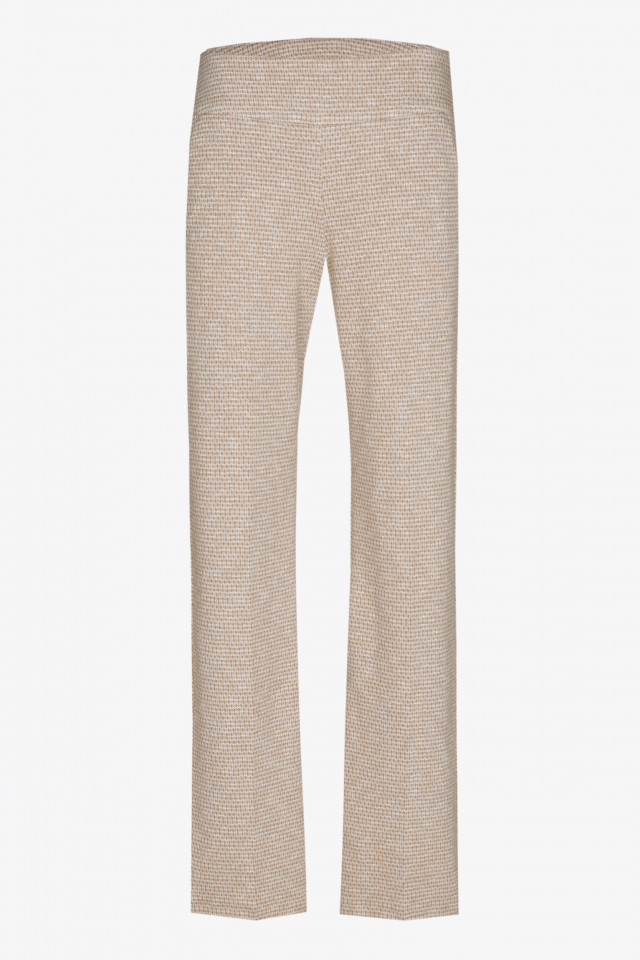 Trousers with detailed pattern 