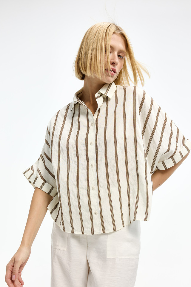 Vrolijk zomers hemd dames