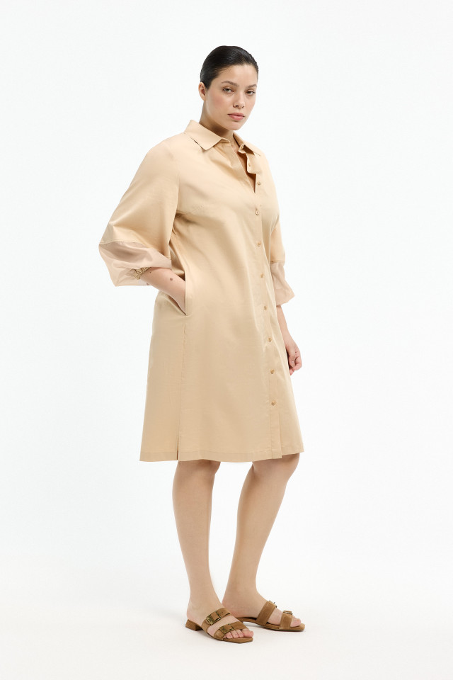 Robe en coton avec manches en organza