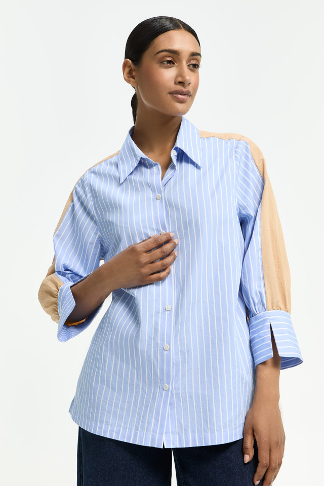 Verspielte Hemdbluse