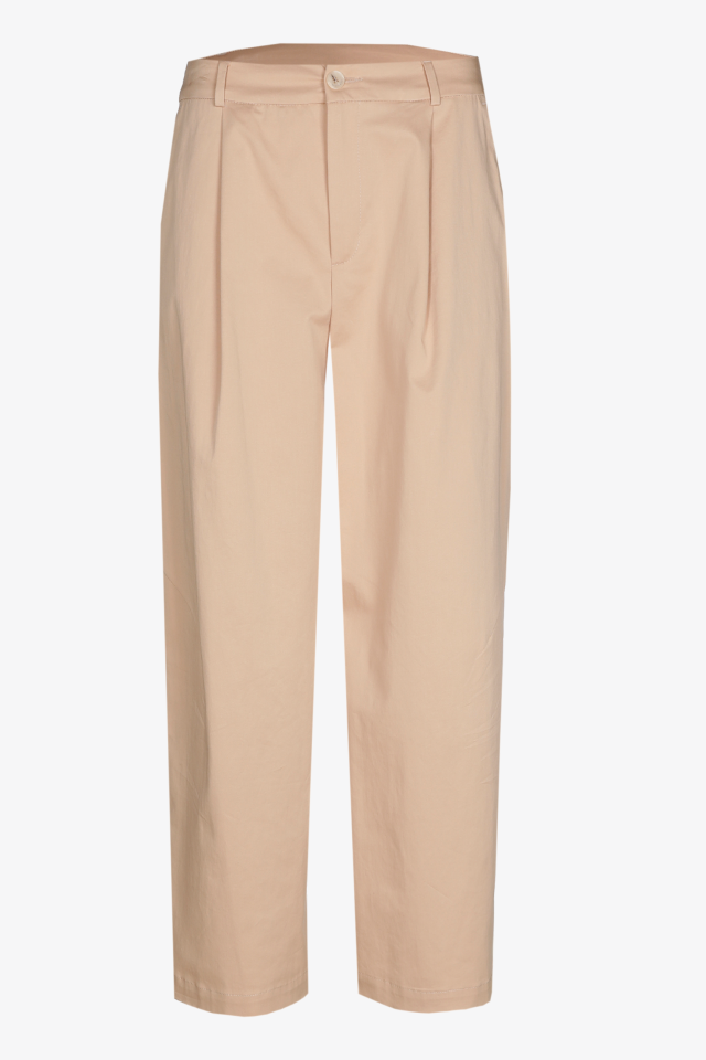 Moderne Hose mit Falte 