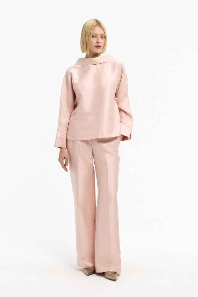 Hose mit luxuriöser Seidenoptik