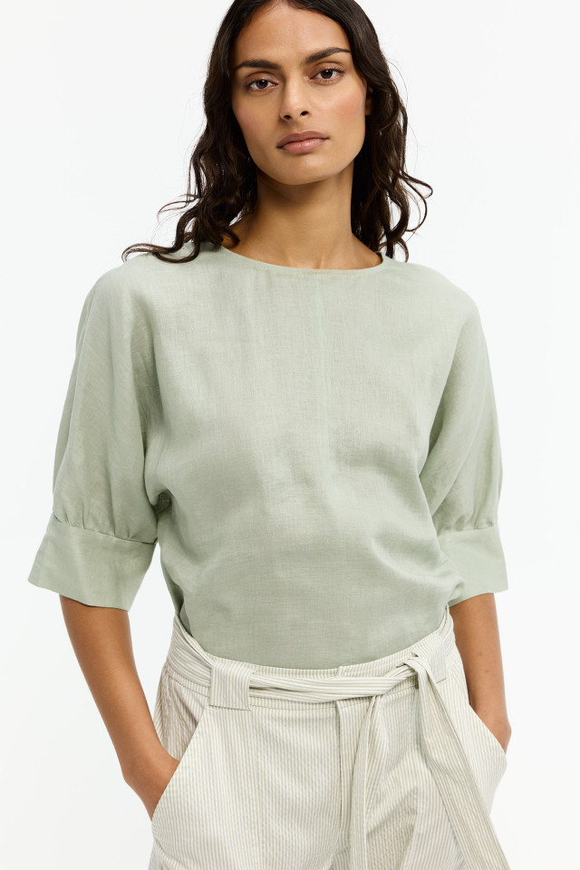 Sommerliche Leinenbluse