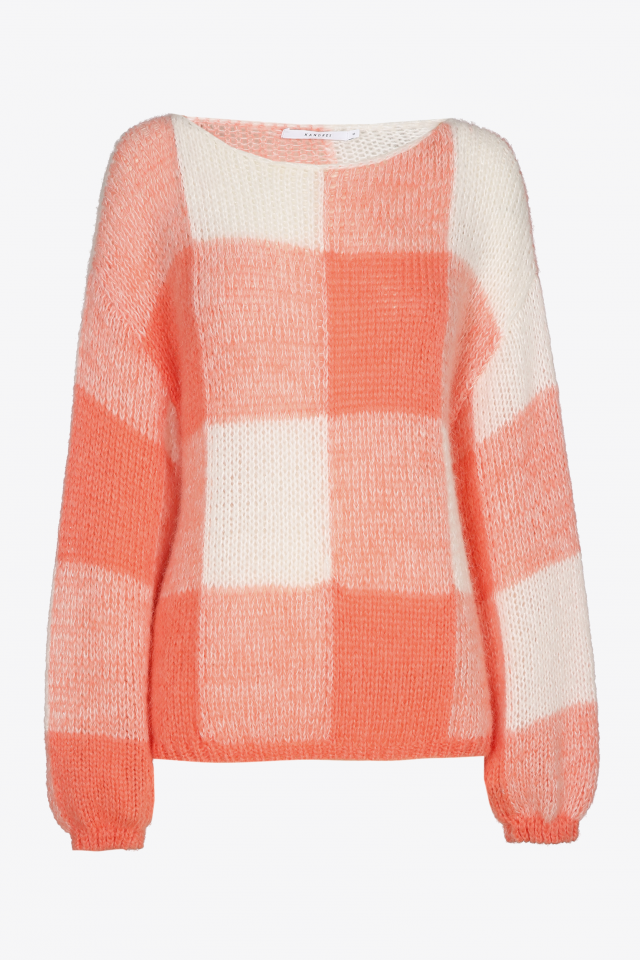 Knitted pullover with coral and white checks
