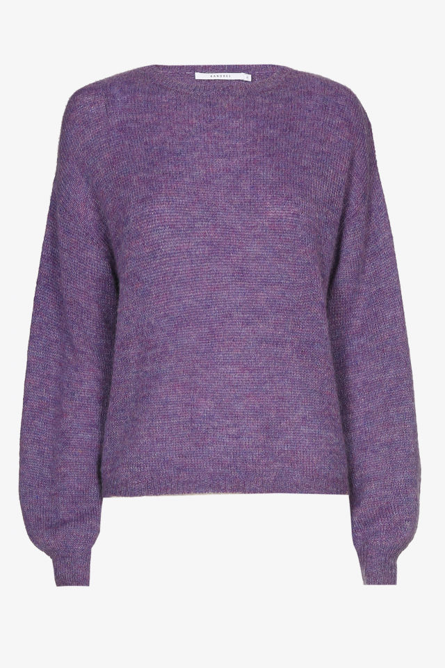 Pullover in wool blend with round neck