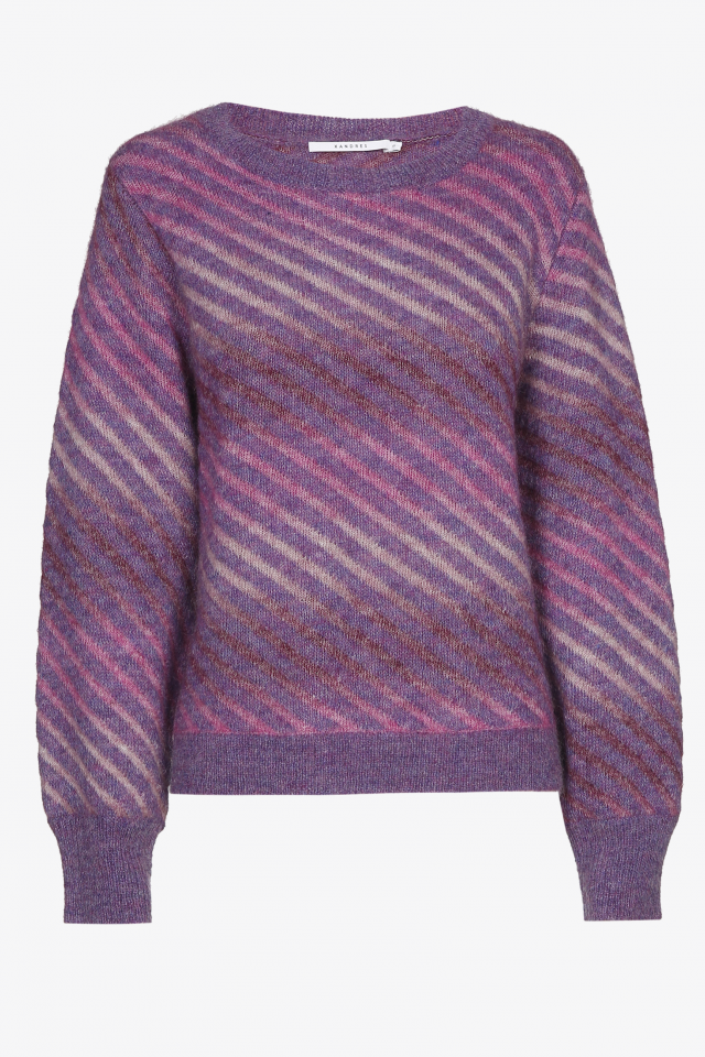 Luxurious pullover in space dye