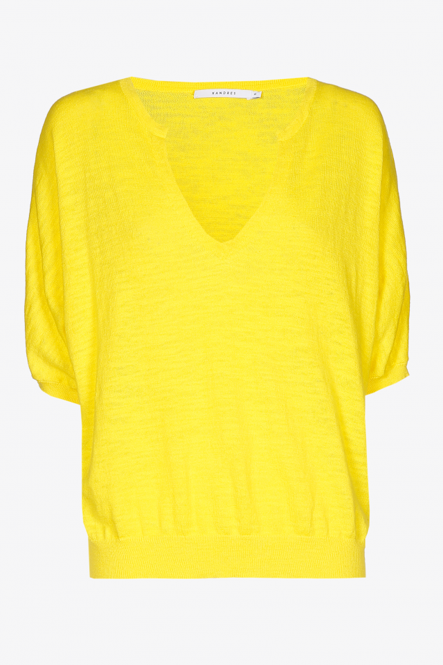 Summery jumper with short sleeves