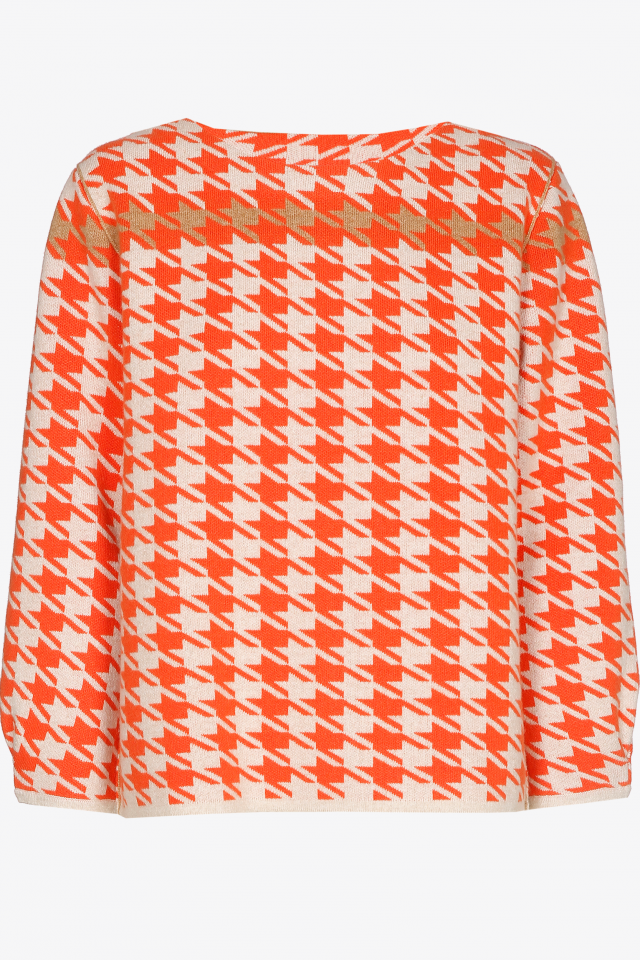 Pullover with houndstooth print