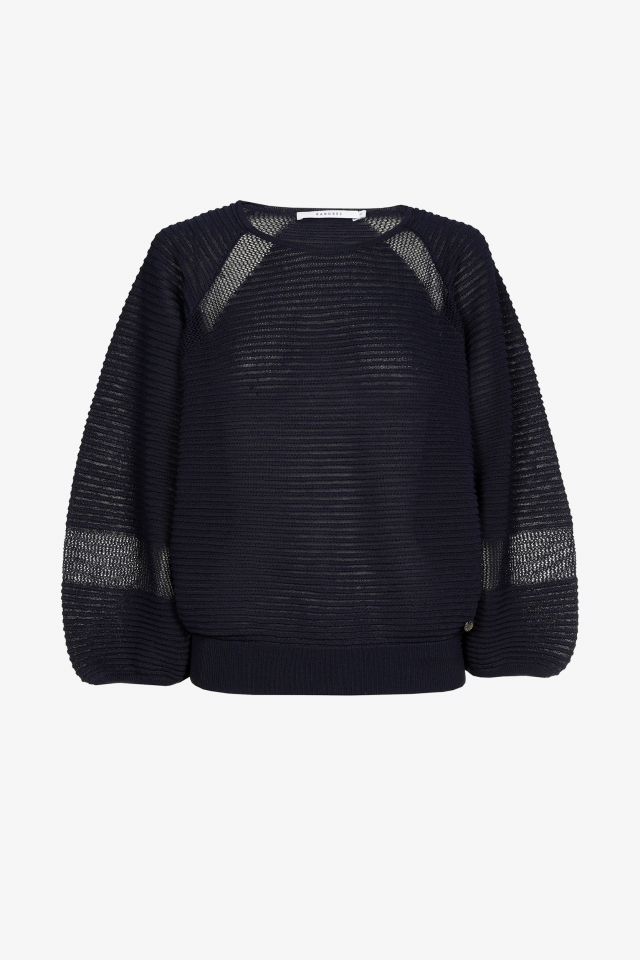 Pull van fijne viscose