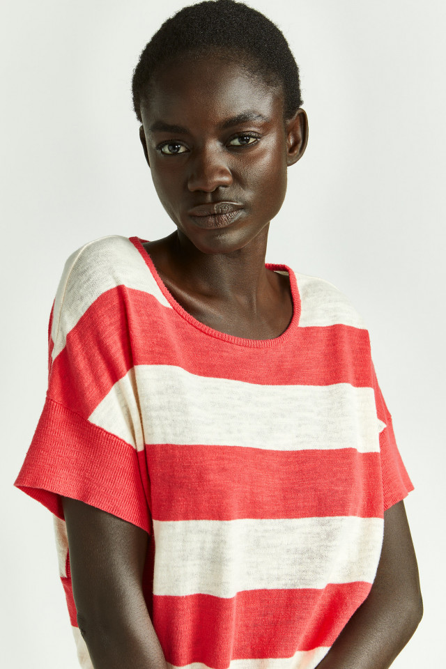 Jumper with block stripes
