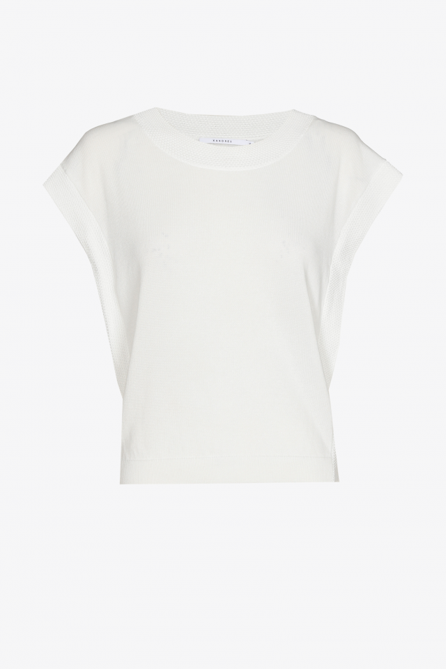 Sleeveless jumper with decorative hem