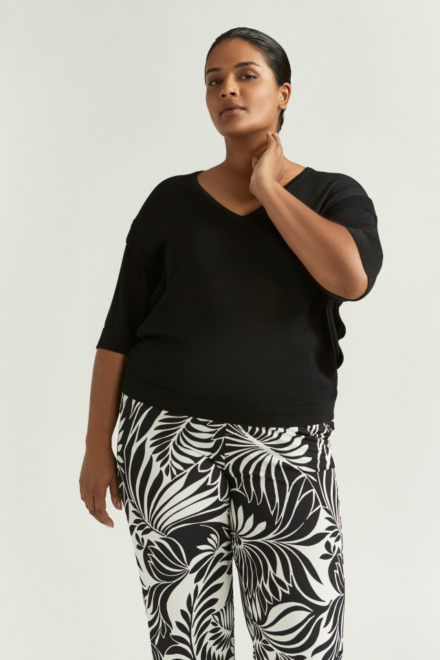 Layered jumper with short sleeves