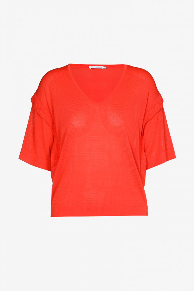 Layered jumper with short sleeves