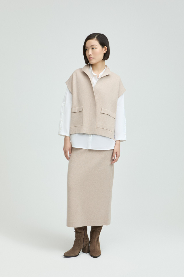 Pencil skirt in Milano knit with slit