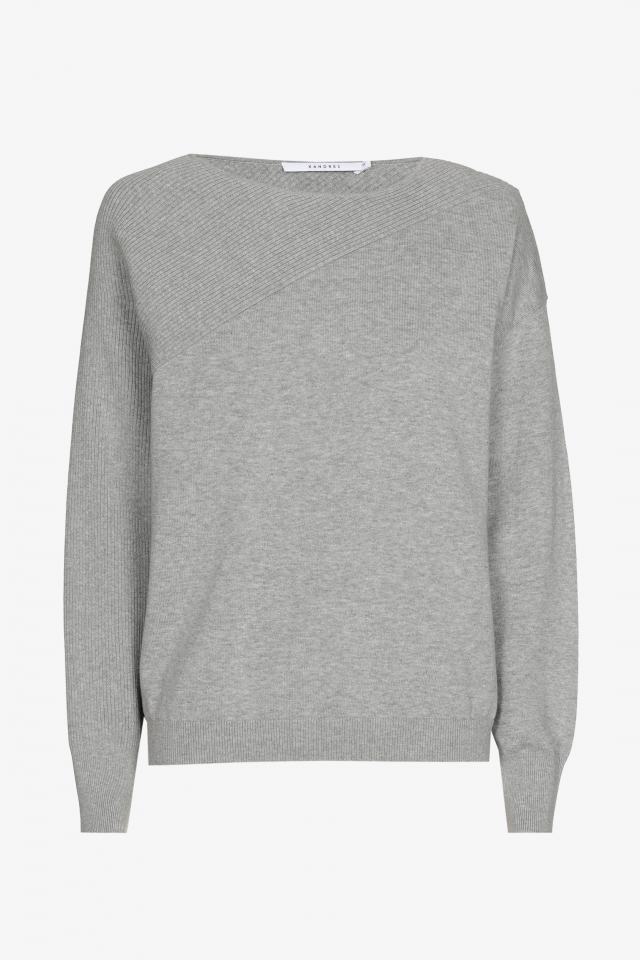 Pull à côtes asymétriques
