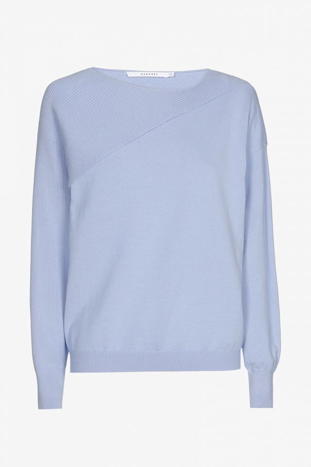 Pull à côtes asymétriques