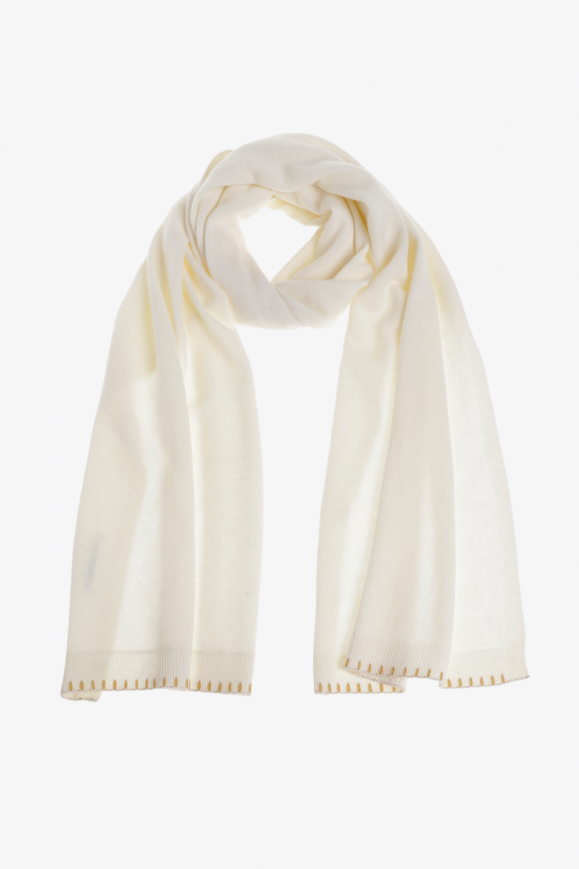 Light and warm scarf
