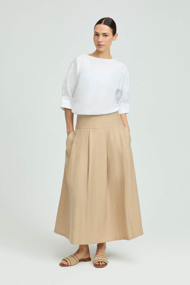 Round-neck blouse in organic cotton