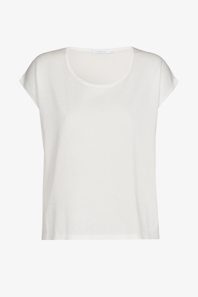 Soft pullover with short sleeves