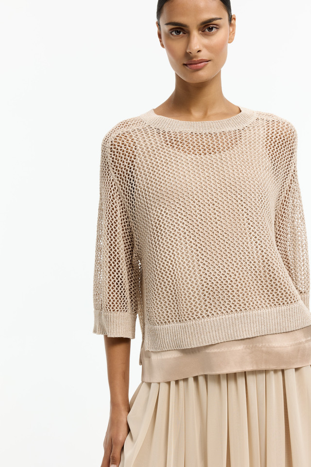 Gebreide pull met crochet patroon