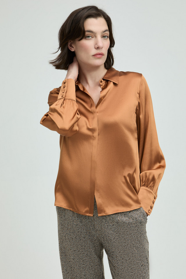 Klassieke hemdblouse in zijde