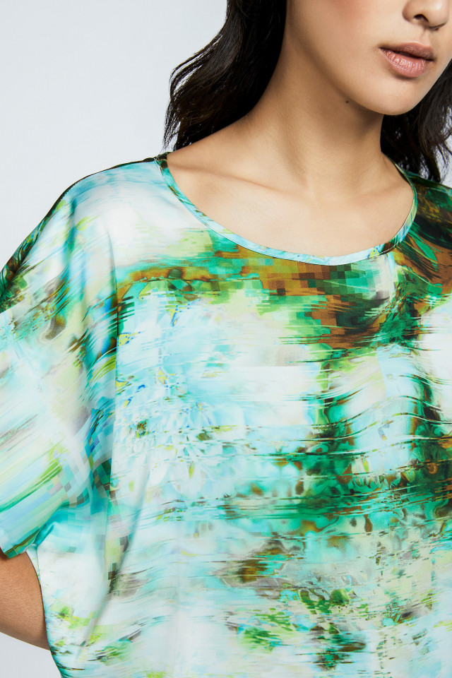 Blouse with satin sheen