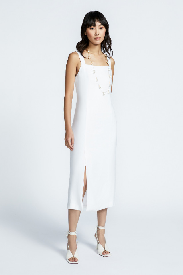 Sleeveless fitted dress