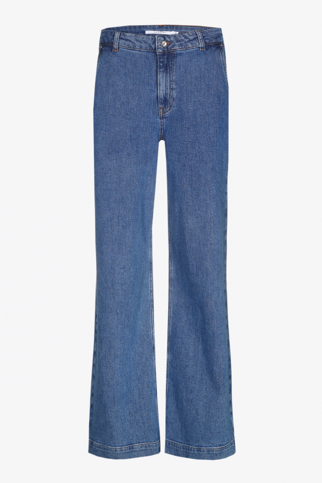 Jean à jambes larges