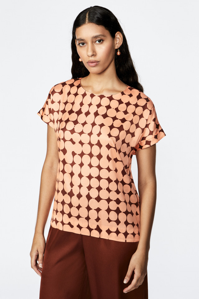 Blouse with in-house dot print