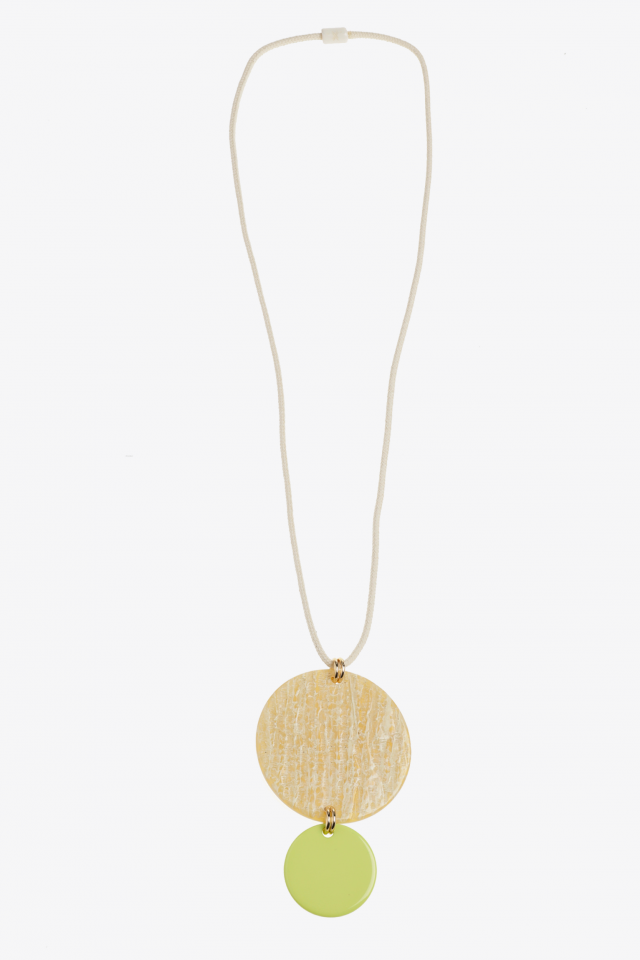 Collier avec pendentif original