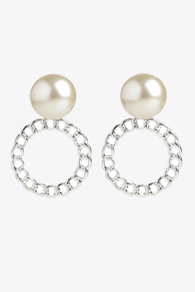 Boucles d’oreilles élégantes avec perle