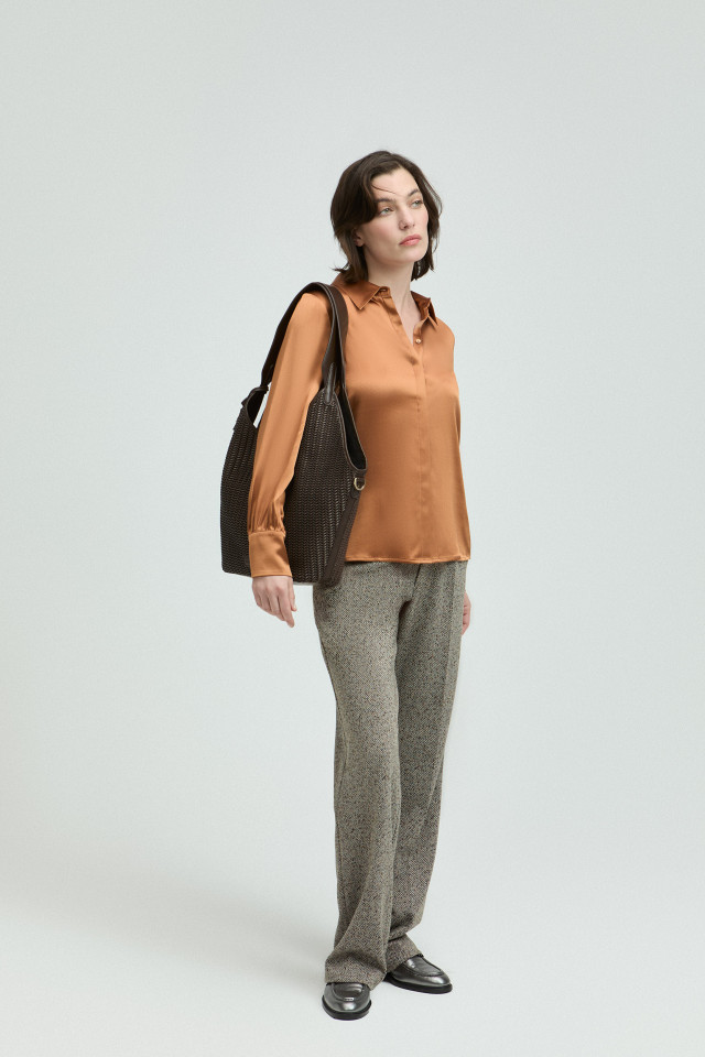 Woven tote bag