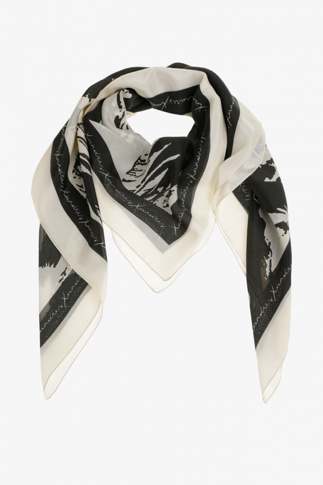 Écharpe en soie à motif floral