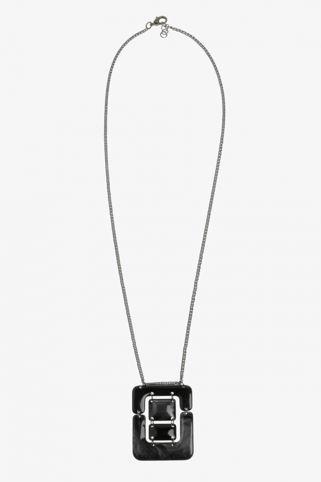 Long collier avec pendentif original