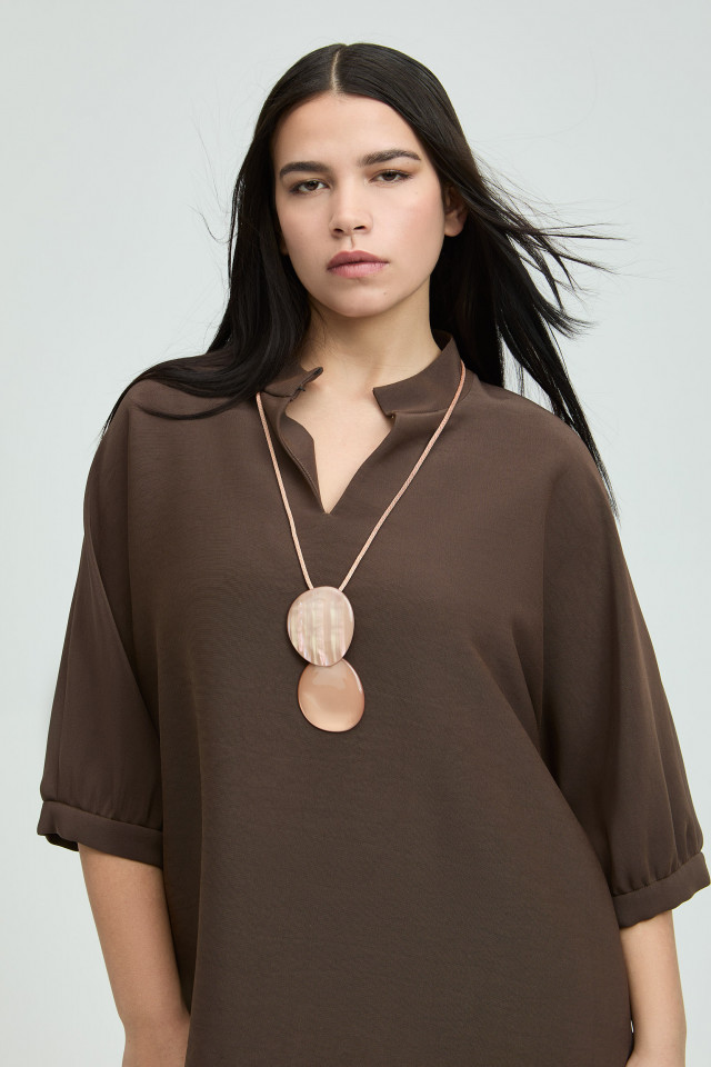 Long collier avec double pendentif