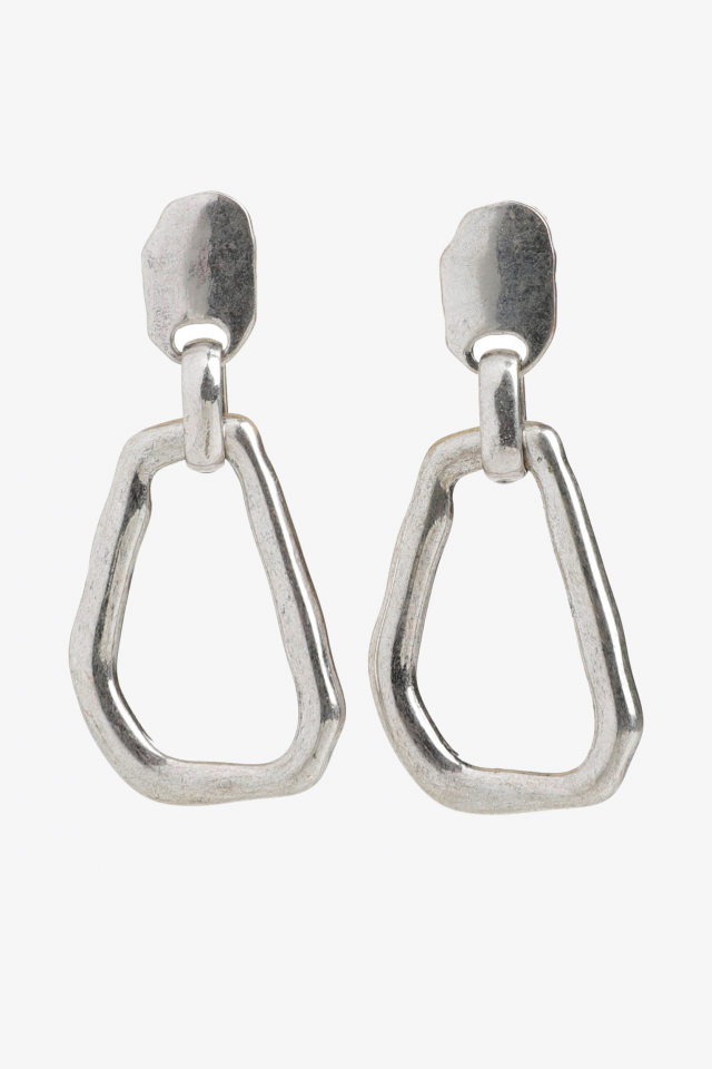 Boucles d’oreilles avec pendentif asymétrique