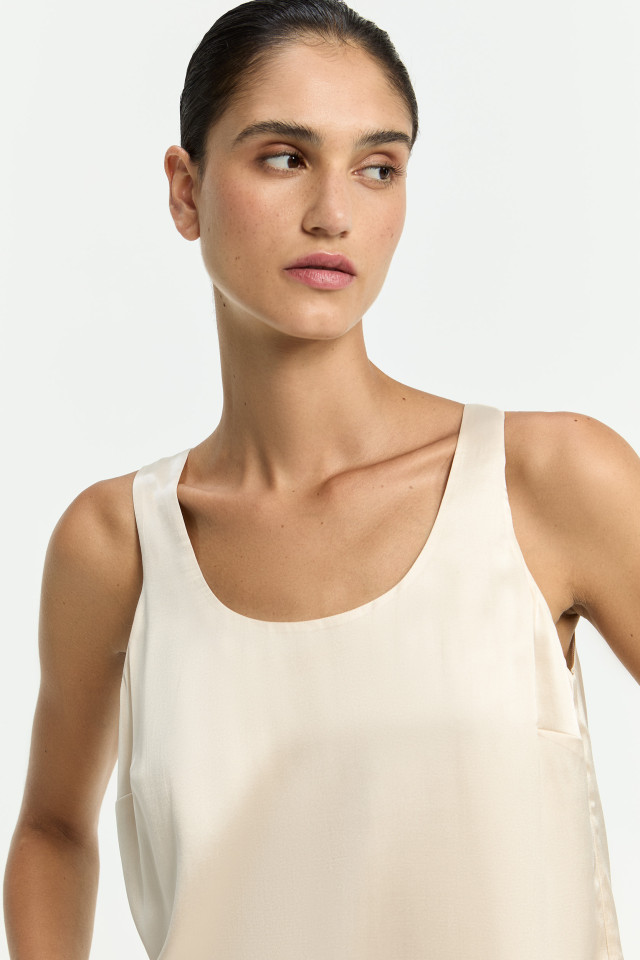 Haut en soie de qualité supérieure