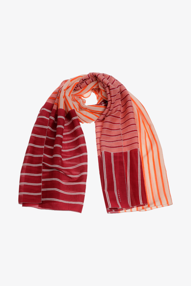 Summer scarf with stripes