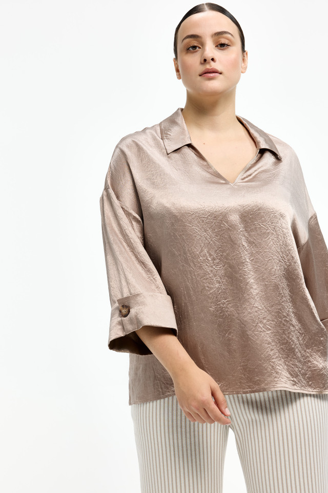 Bluse mit raffinierten Falten