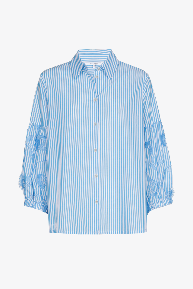 Blouse met broderie motief