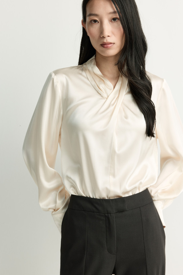 Blouse drapée en soie
