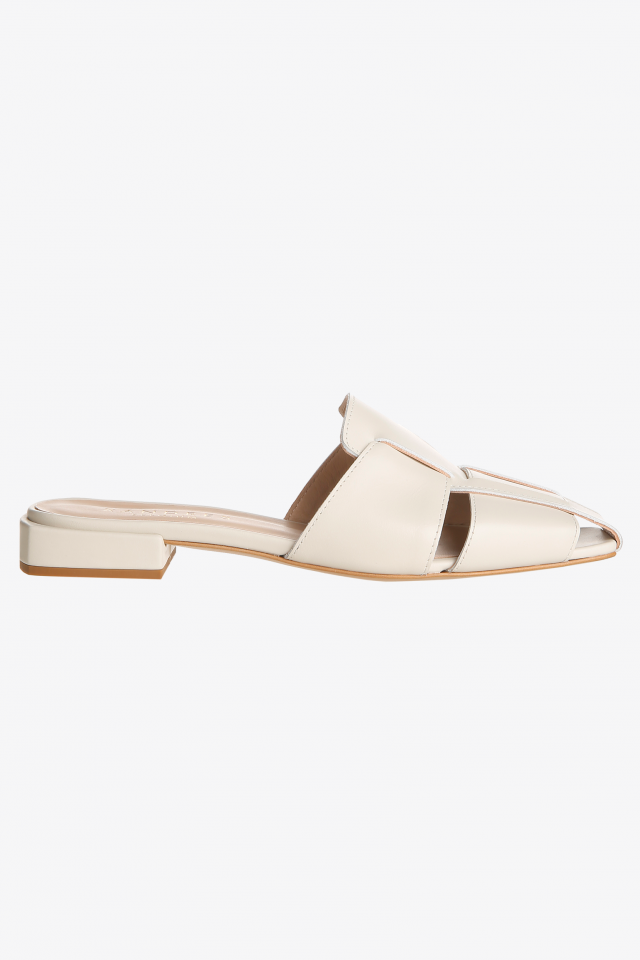 Elegant sandals