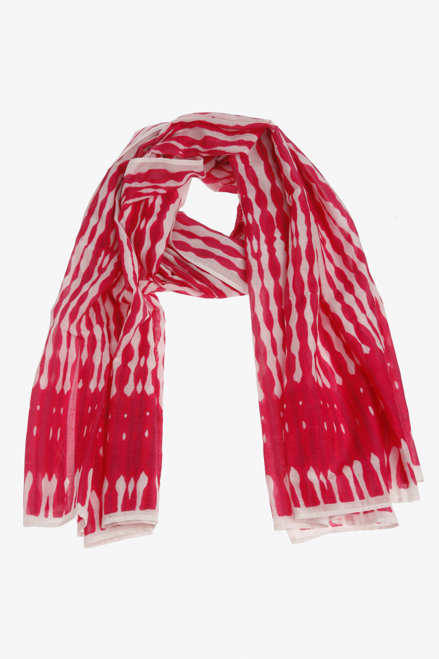 Light scarf with pink stripes