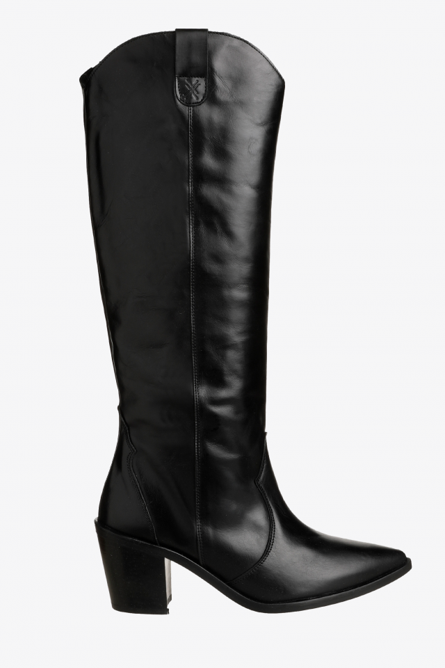 Lange elegante Stiefel