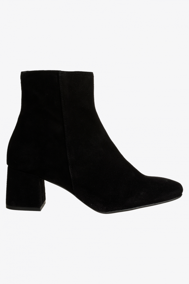 Stiefelette mit Absatz