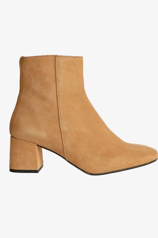 Stiefelette mit Absatz