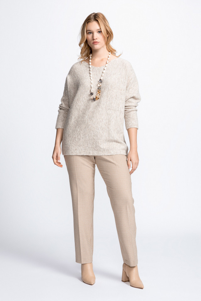 Slim-fit trousers with print
