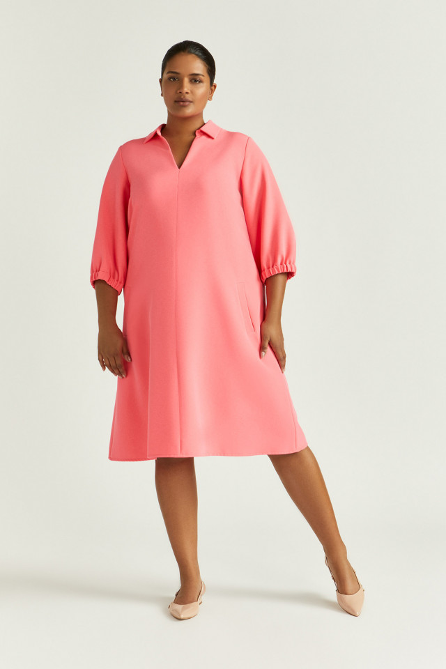 Robe en ligne A en tissu sergé